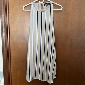 Lulu’s Dress XS. Pockets❤️